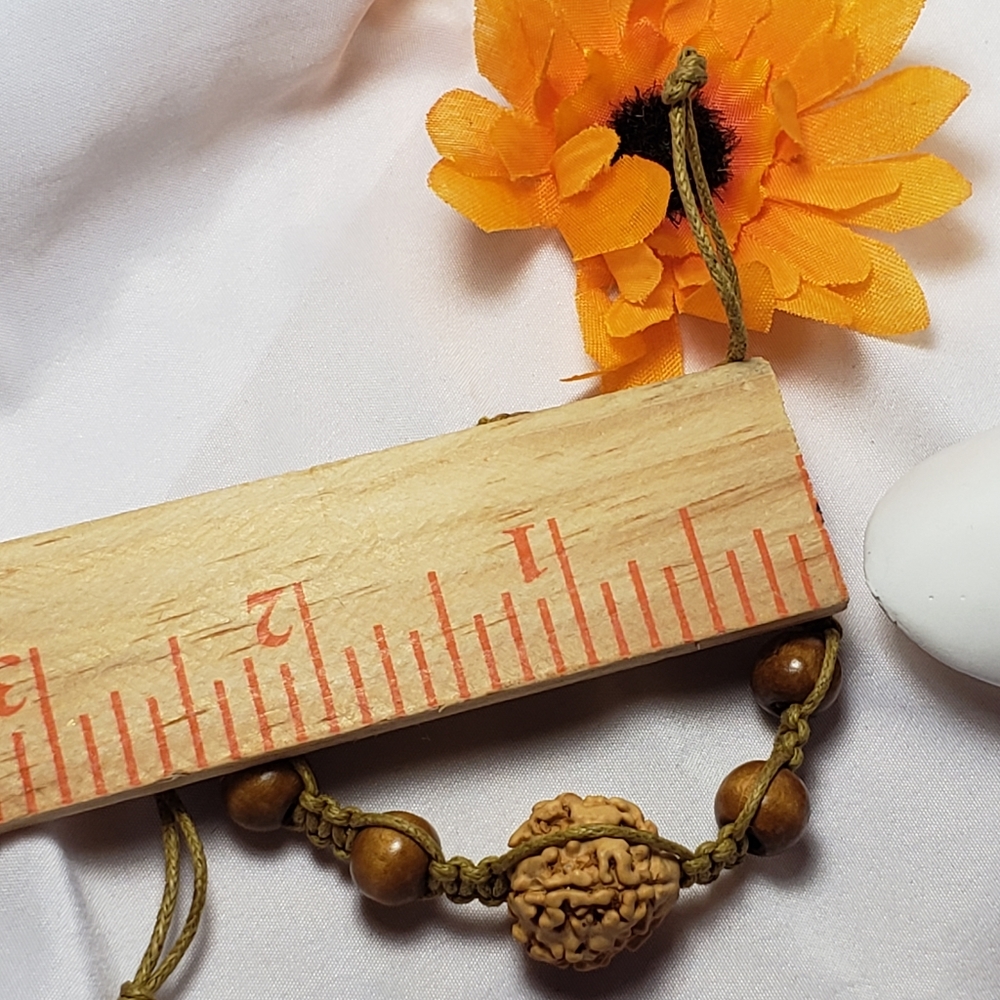 Macrame Bracelet - Picture 2 of 2